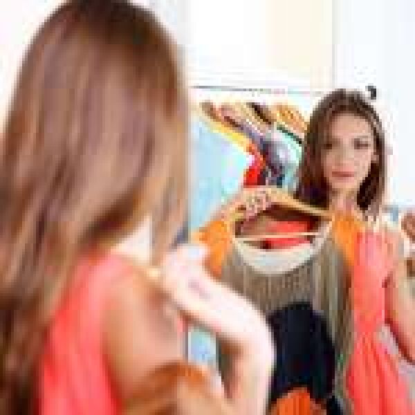 Digitális próbafülkéket fejleszt a Vodafone és a Mango