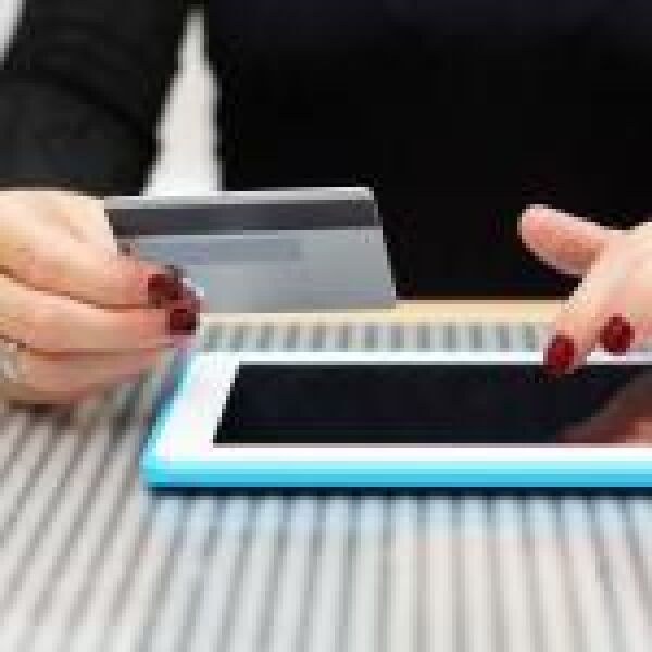 Digitális próbafülkétől a roboteladóig – Így vásárolhatunk a jövőben