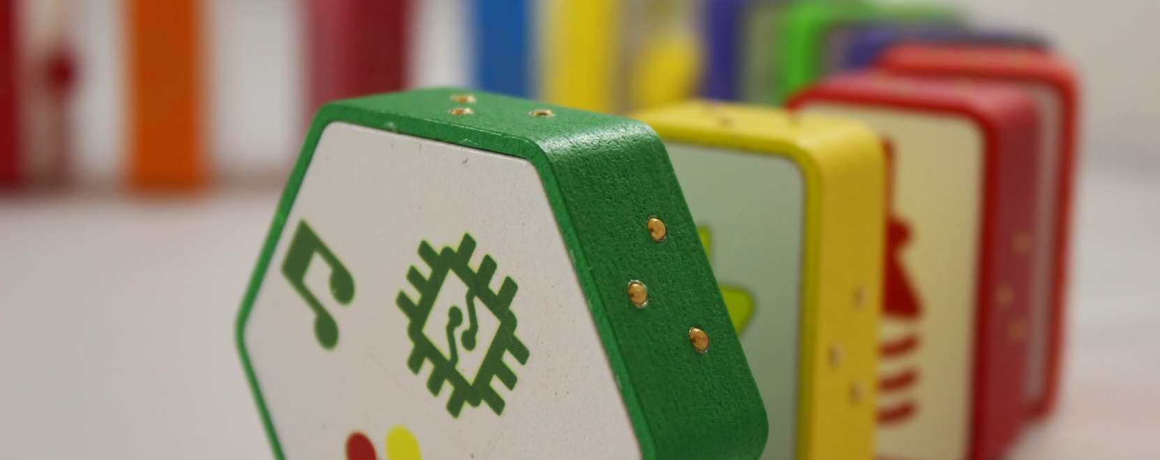 J&aacute;t&eacute;kos &aacute;ramk&ouml;r&ouml;k