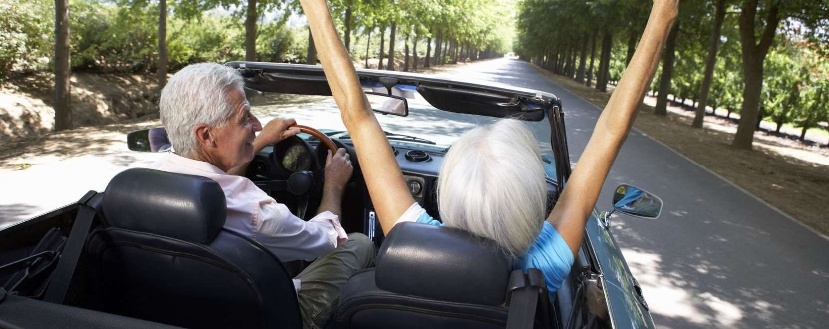 Az idősek lehetnek az &ouml;nj&aacute;r&oacute; aut&oacute;k nyertesei?