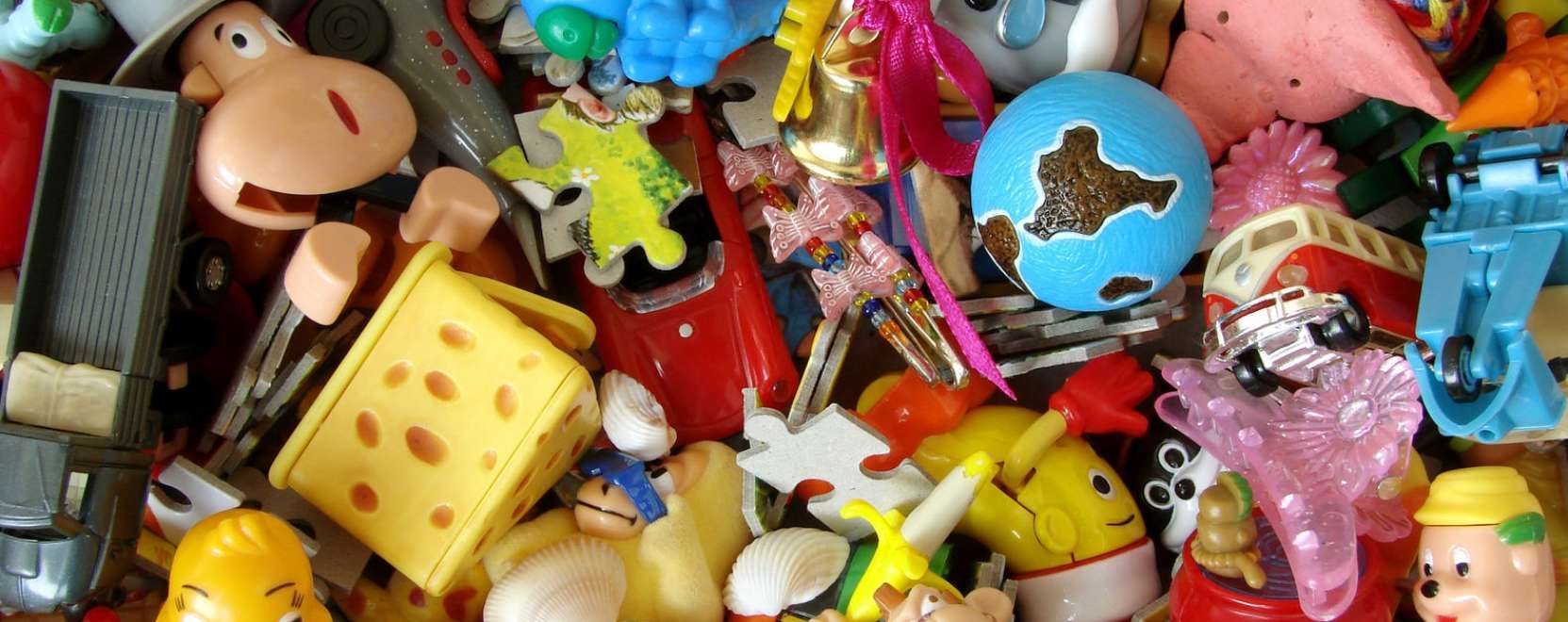 A j&aacute;t&eacute;kok internete