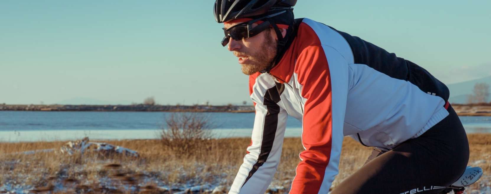 Okosszem&uuml;veg sportol&oacute;knak