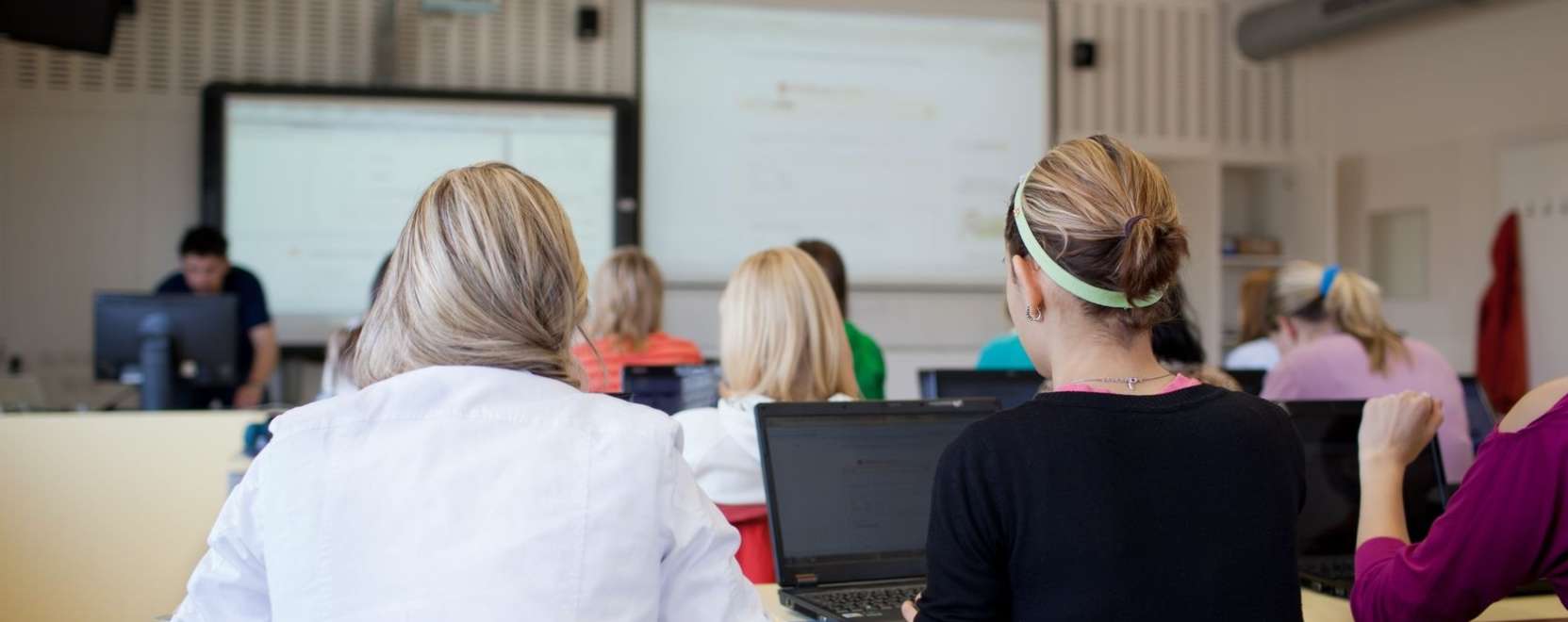 Huawei Laborban tanulhatnak a győri di&aacute;kok 