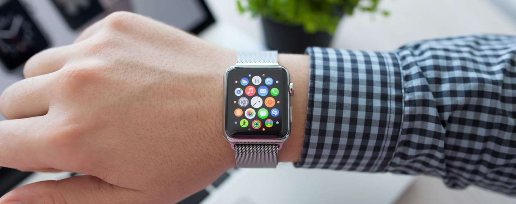 M&eacute;gsem akkora durran&aacute;s az Apple okos&oacute;r&aacute;ja?