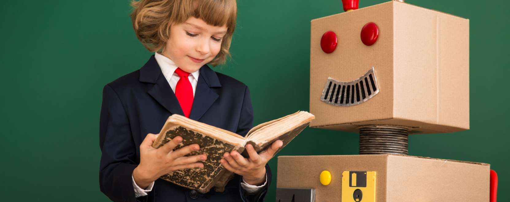 &Uuml;gyetlen robot lehet a gyerek padt&aacute;rsa