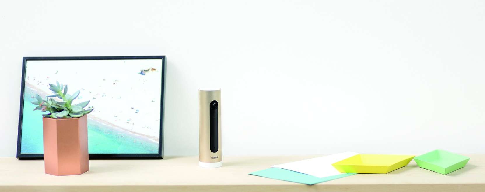 Otthonautomatiz&aacute;l&aacute;s arcfelismerő kamer&aacute;val