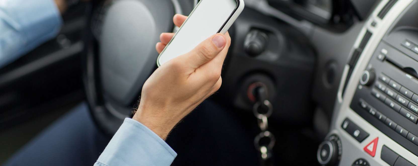 K&ouml;sse internetre az aut&oacute;j&aacute;t!