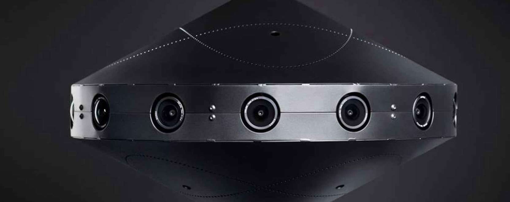 Mindent l&aacute;t a Facebook &uacute;j kamer&aacute;ja