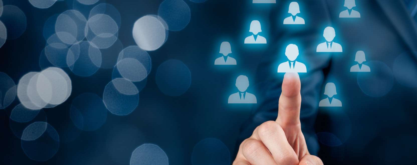 A szem&eacute;lyre szabott vil&aacute;g előnyei &eacute;s buktat&oacute;i 