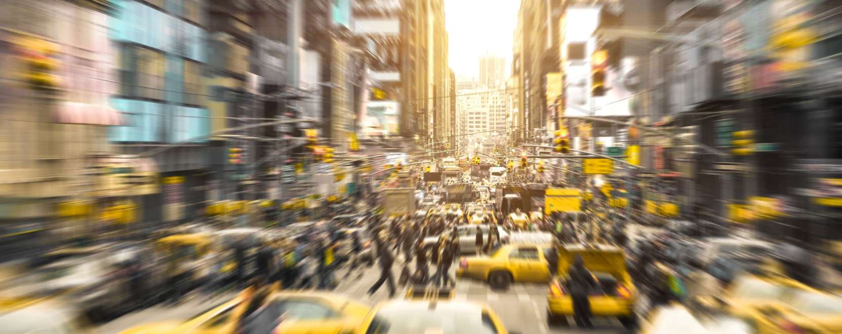 Pro &eacute;s kontra a taxis robotok uralta vil&aacute;gban 