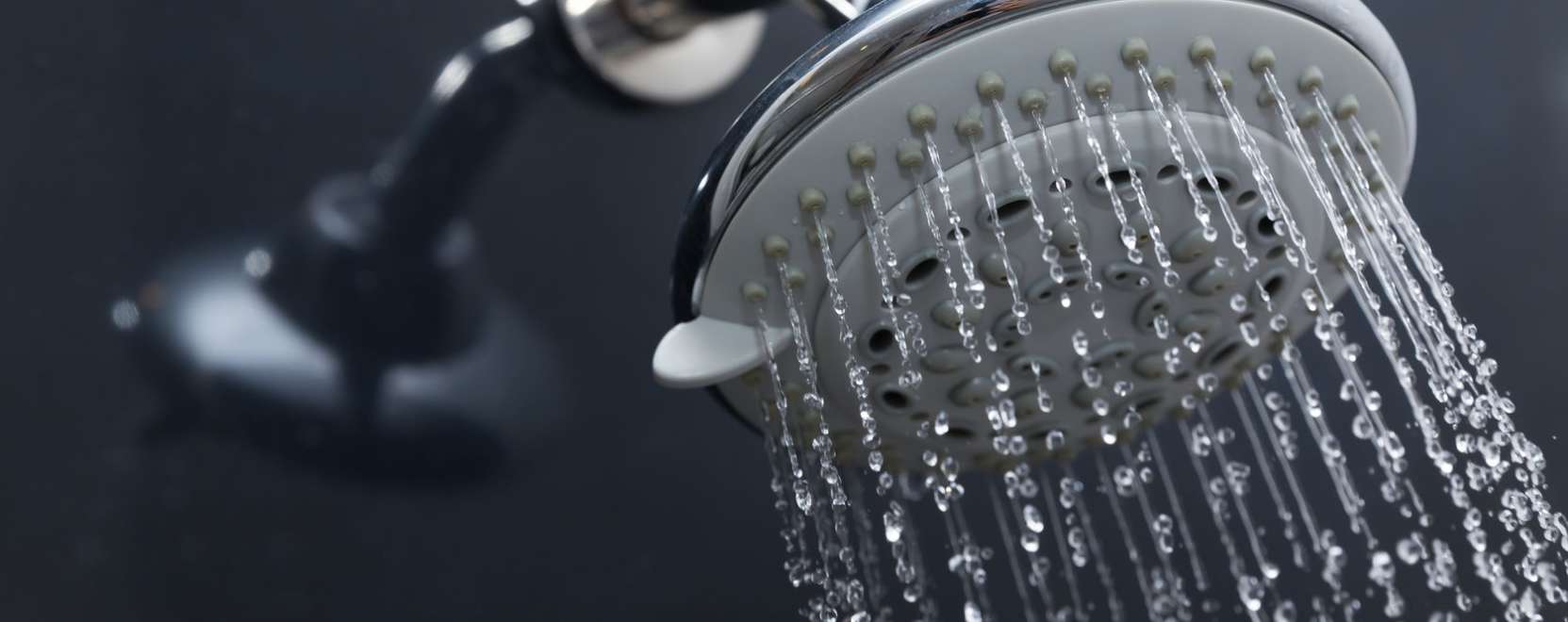 Ilyen lehet az okos &eacute;s k&ouml;rnyezetk&iacute;m&eacute;lő zuhanyz&aacute;s