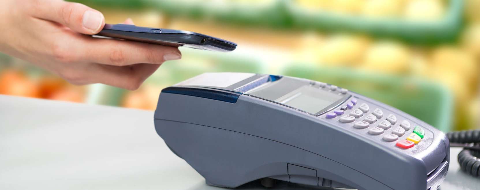 Egyre t&ouml;bb kereskedő &eacute;lne a mobilfizet&eacute;s lehetős&eacute;g&eacute;vel