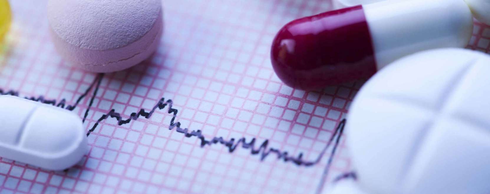 A gy&oacute;gyszeradagol&oacute; a mobilon is &uuml;zen