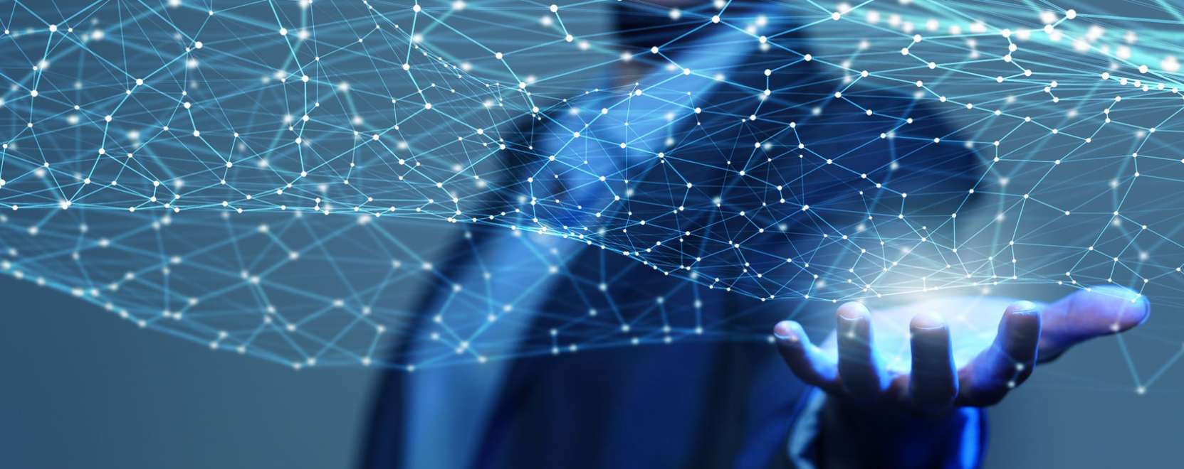 M&aacute;r a f&uuml;lhallgat&oacute; sem a r&eacute;gi: dilemm&aacute;k a vezet&eacute;k n&eacute;lk&uuml;li j&ouml;vő k&ouml;r&uuml;l