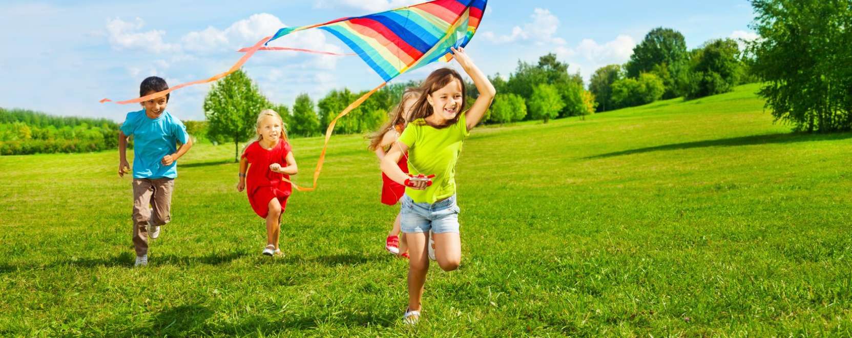 Nagyobb biztons&aacute;g: okos&oacute;r&aacute;k gyermekeknek