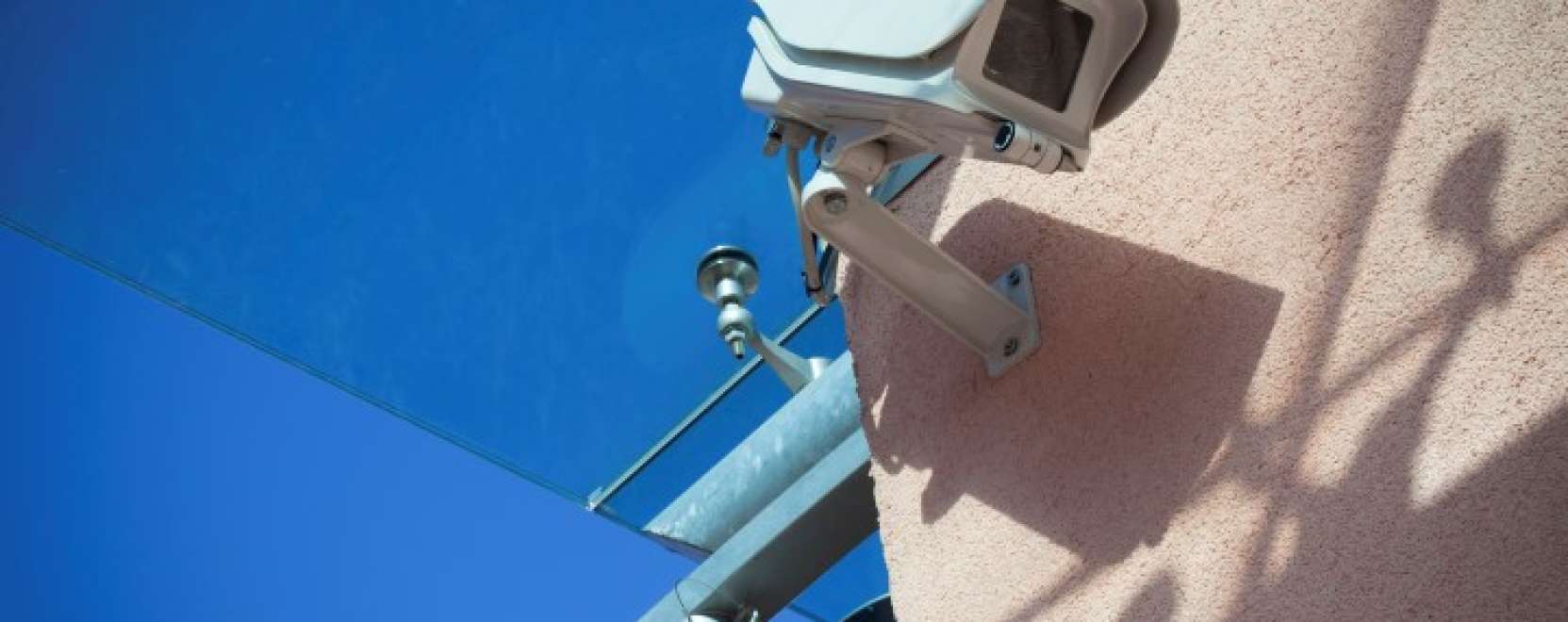 Kevesebbet f&aacute;jhat a feje az aut&oacute;ja vagy a lak&aacute;sa miatt