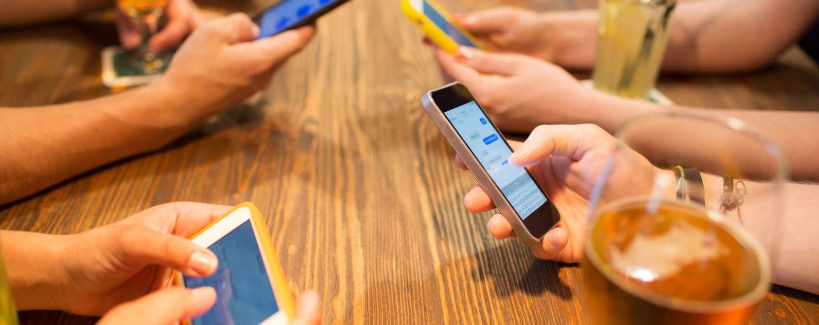 Var&aacute;zsszavak is forradalmas&iacute;thatj&aacute;k a videochatel&eacute;st