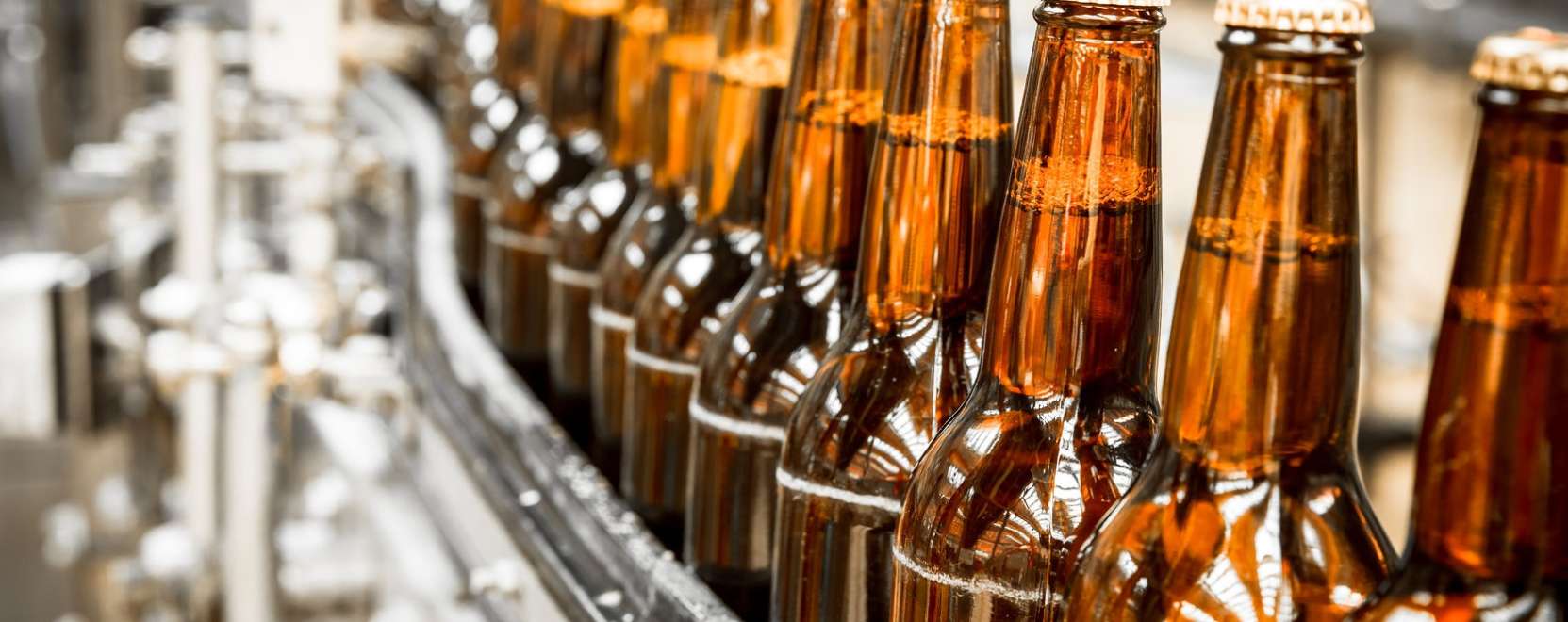 S&ouml;rrel pakolt&aacute;k meg az &ouml;nj&aacute;r&oacute; teheraut&oacute;t