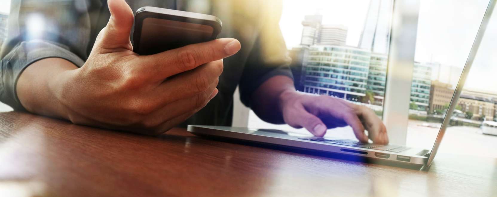 Haszn&aacute;lja okosan a h&aacute;l&oacute;zatokat!