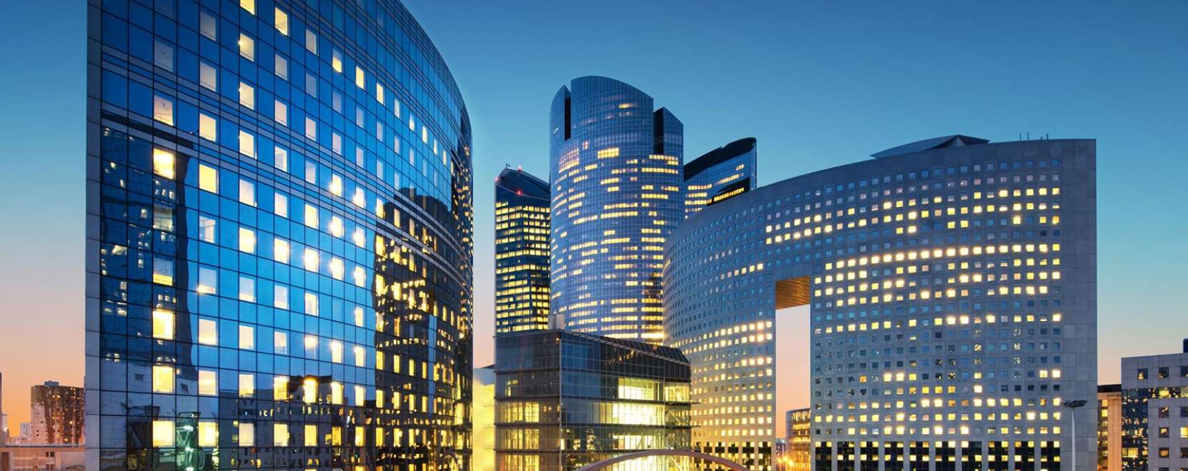 &Eacute;leteket menthet az intelligens aut&oacute;