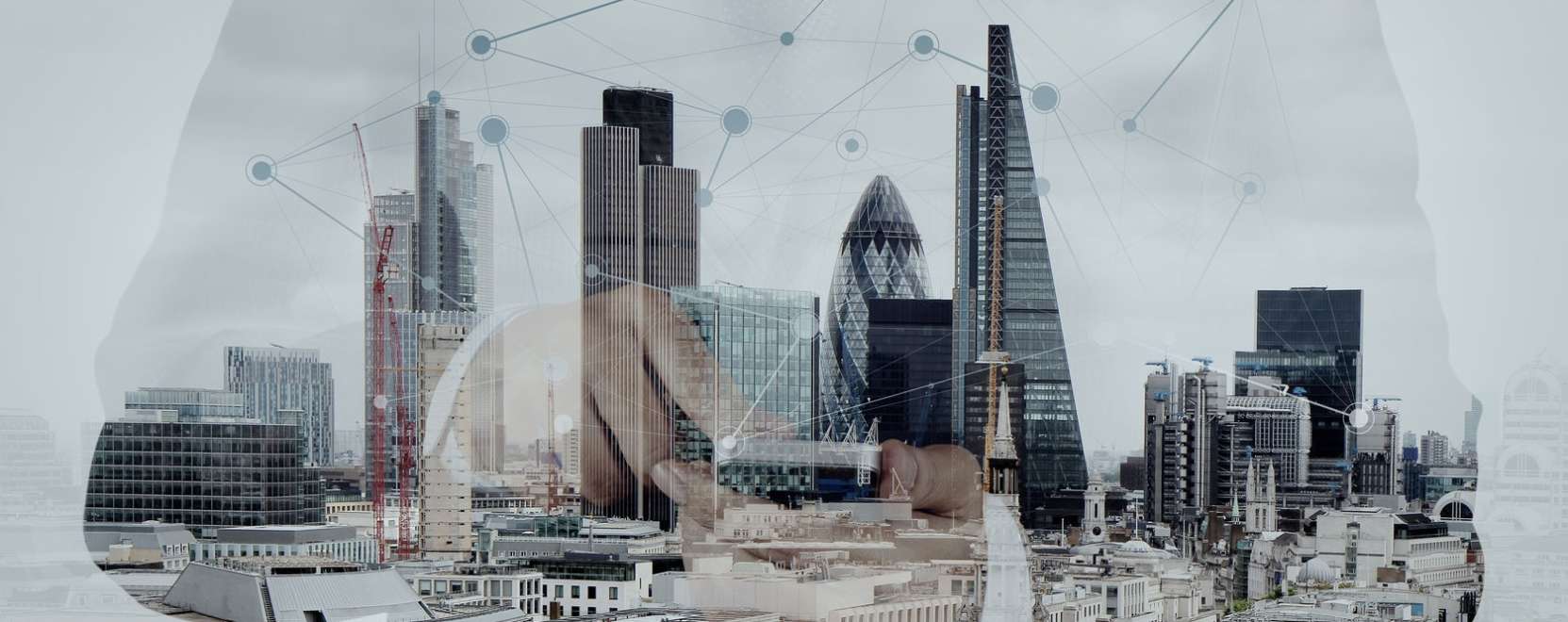 Intelligens v&aacute;rosok a k&ouml;z szolg&aacute;lat&aacute;ban