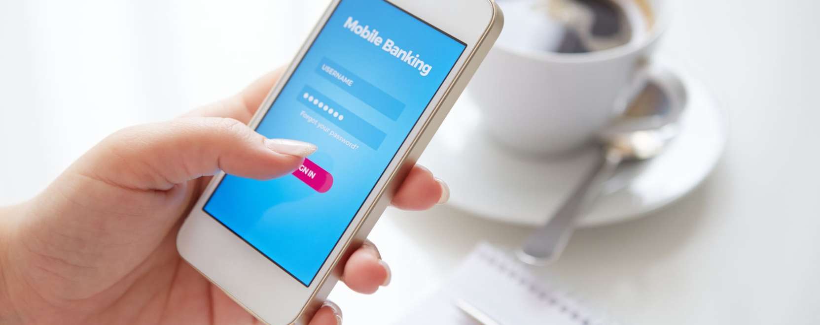 Idehaza is elindult a szem&eacute;lyk&ouml;zi p&eacute;nzk&uuml;ldő szolg&aacute;ltat&aacute;s