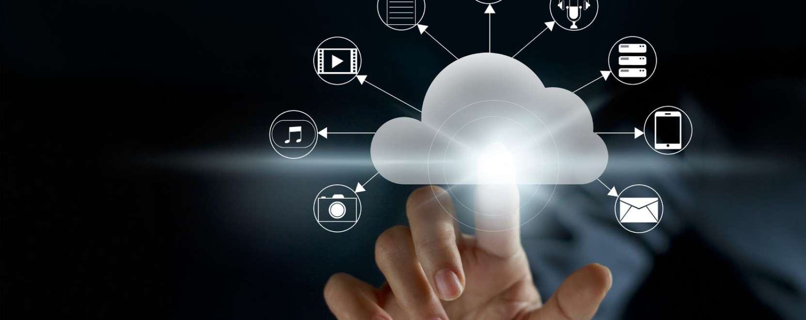 &Iacute;gy felhős&iacute;tenek a magyar c&eacute;gek