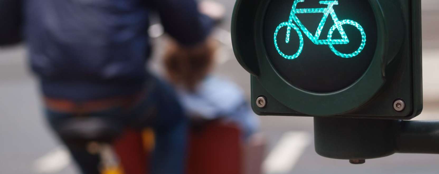 M&aacute;r Szingap&uacute;rban is lehet kerekezni a Vodafone IoT-bring&aacute;ival