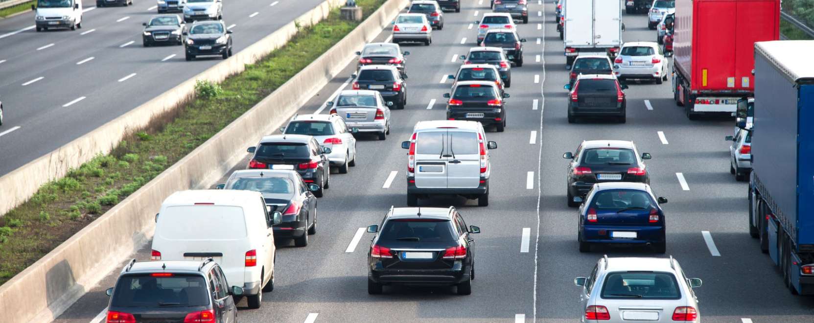 Meteorol&oacute;giai &aacute;llom&aacute;sok n&eacute;gy ker&eacute;ken