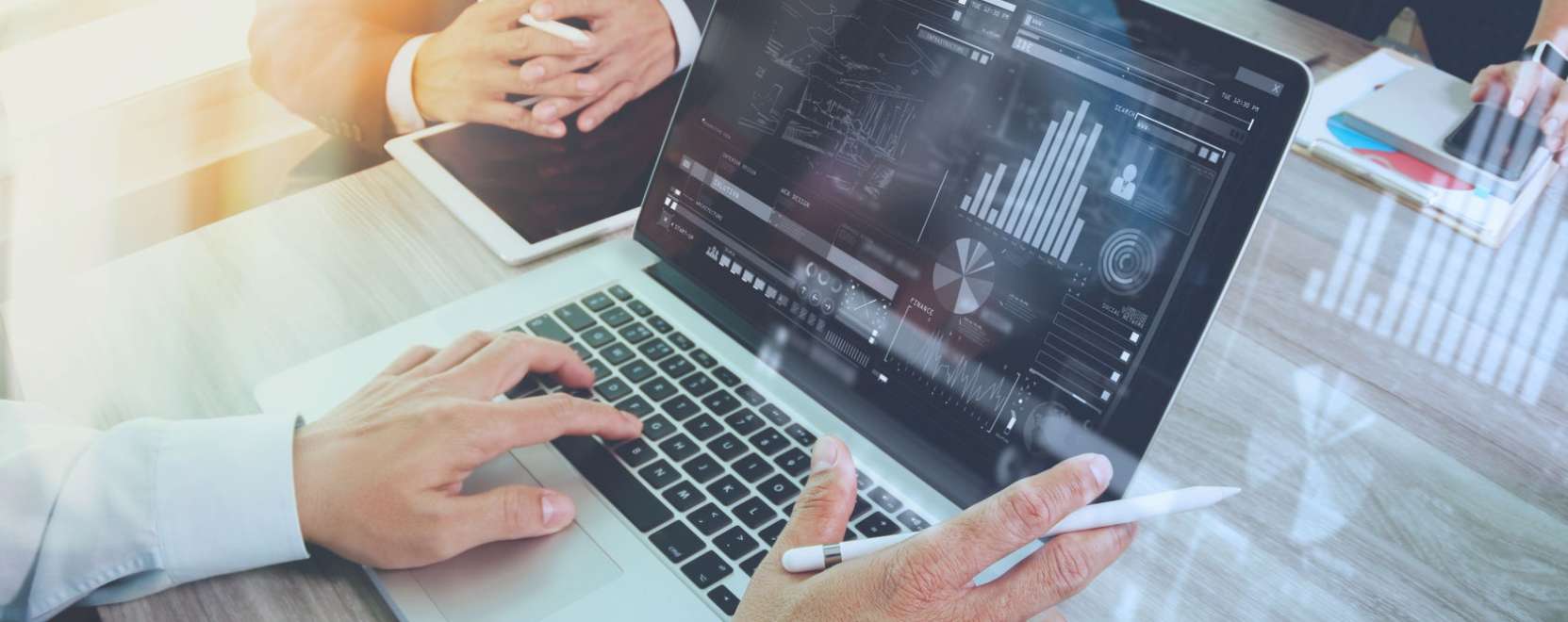 &Iacute;gy l&aacute;that a j&ouml;vőbe a c&eacute;ge