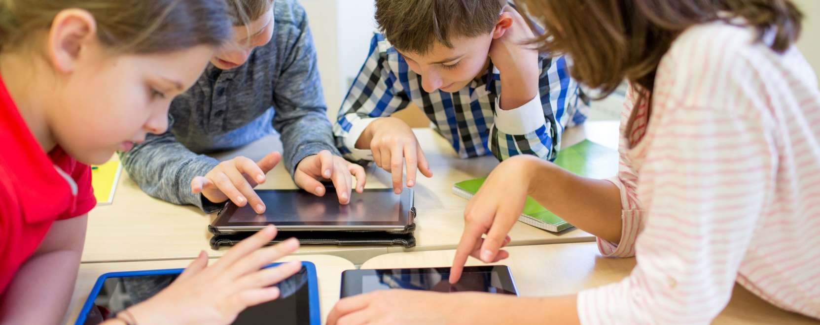 Indul a Vodafone &eacute;s a Logiscool Nagy Digit&aacute;lis Kalandja