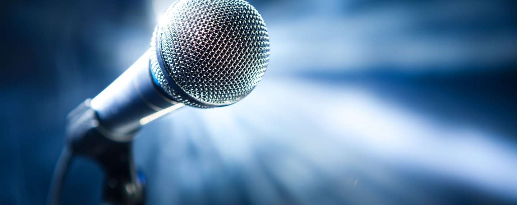 Lolly &ndash; Zsebben is elf&eacute;r a profi mikrofon