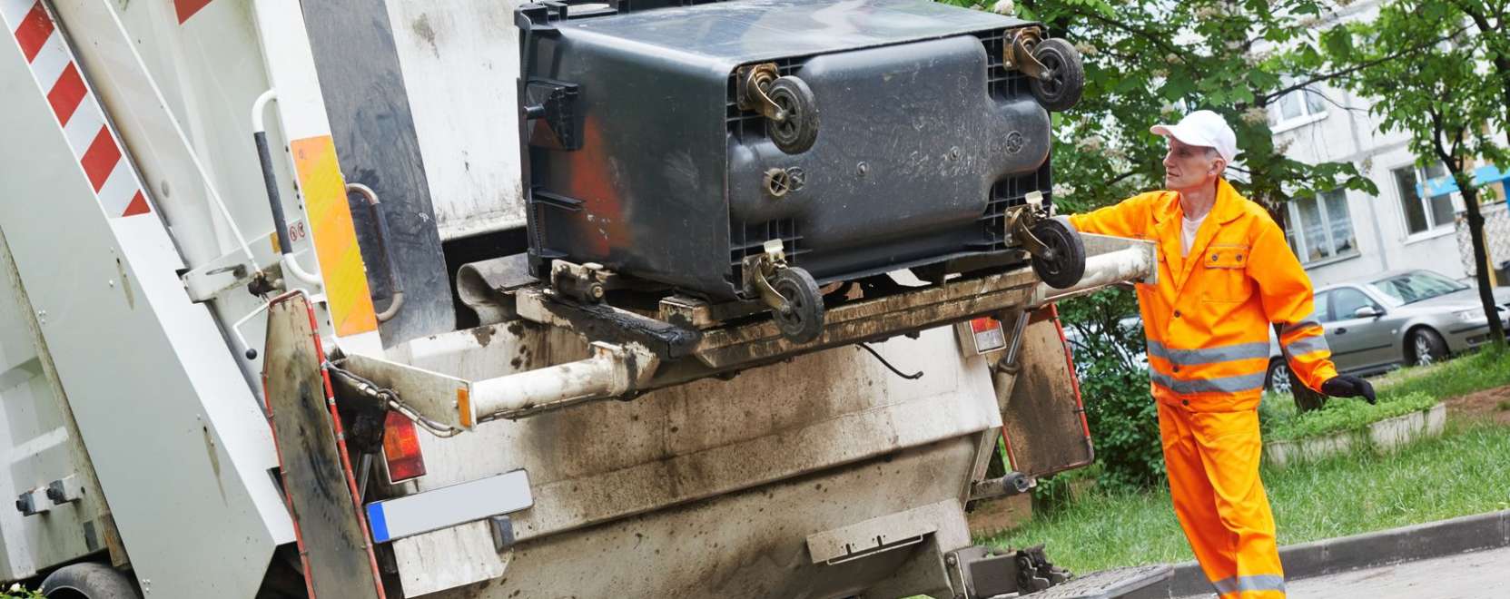 &Ouml;nvezető kuk&aacute;saut&oacute; teheti biztons&aacute;goss&aacute; a hullad&eacute;kgyűjt&eacute;st