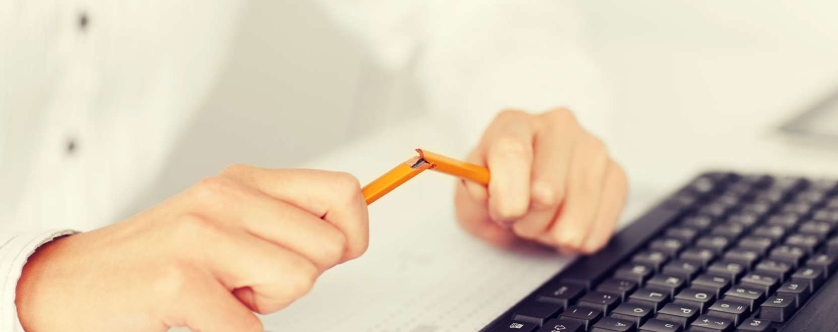 A vit&aacute;k elker&uuml;l&eacute;s&eacute;ben is seg&iacute;thetnek a viselhető k&uuml;ty&uuml;k 