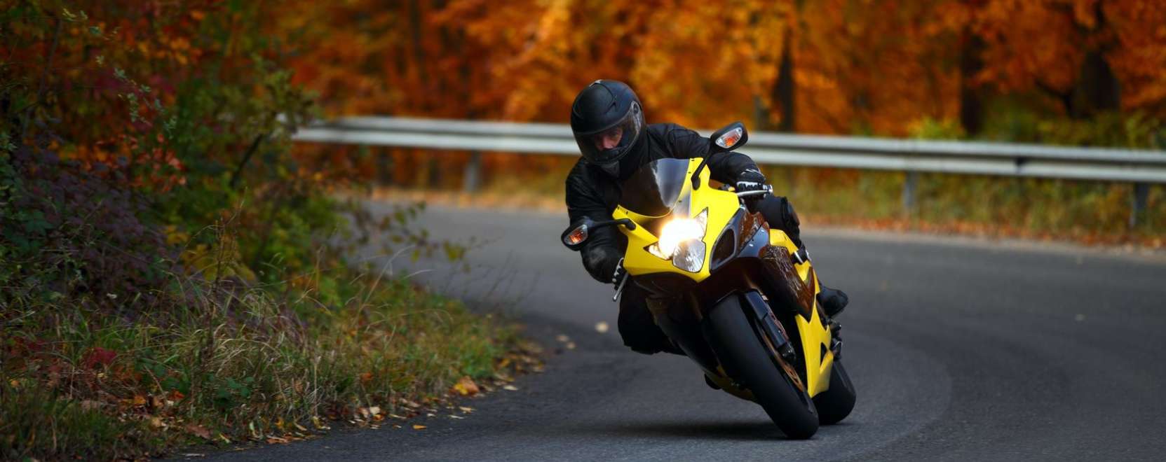 Biztons&aacute;gban az utakon &ndash; K&eacute;t ker&eacute;ken is