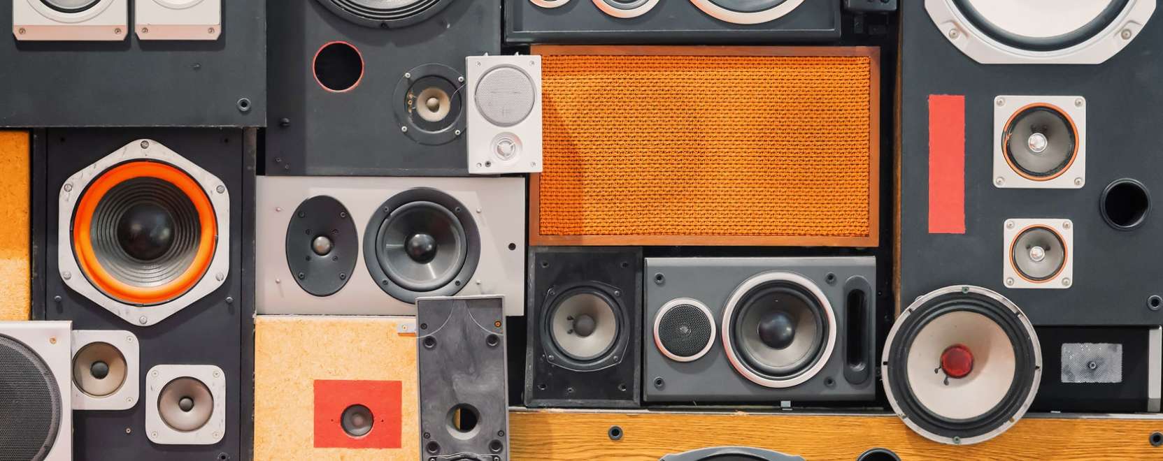 Alibaba &eacute;s az okoshangsz&oacute;r&oacute;