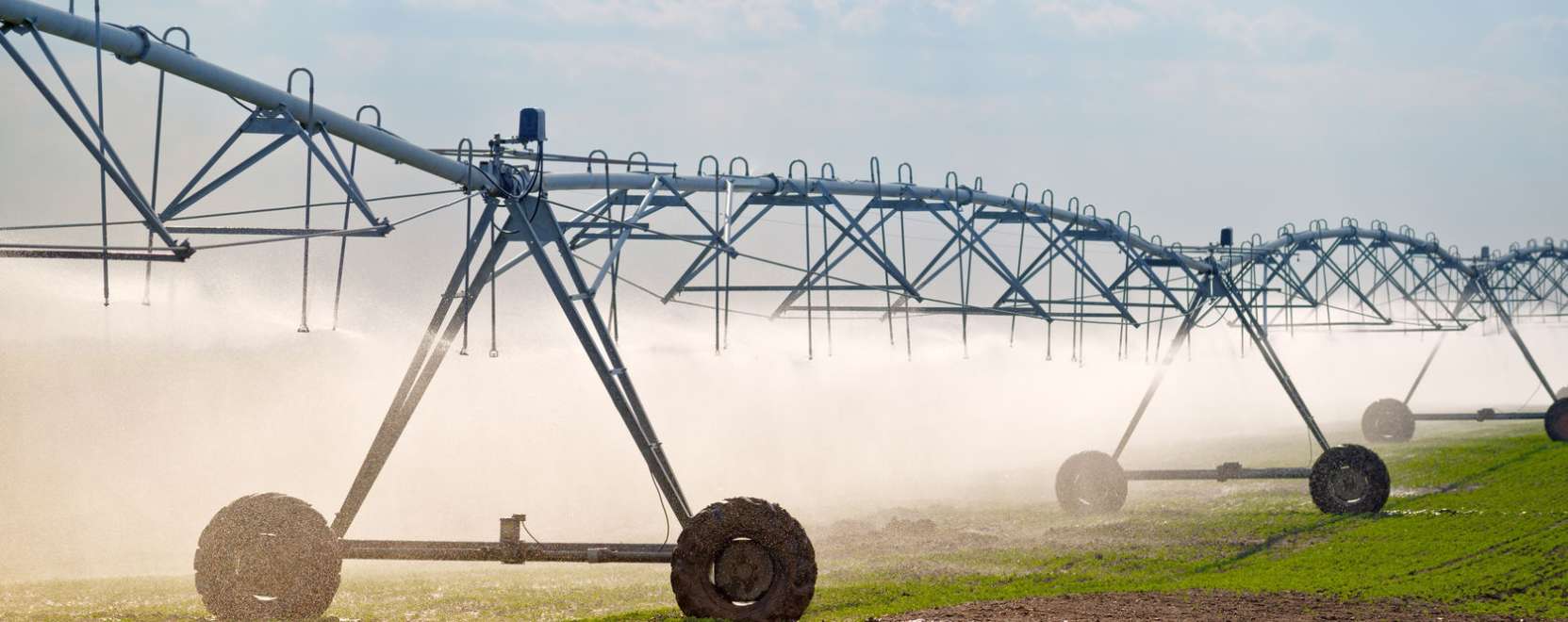 IoT-alap&uacute; v&iacute;zgazd&aacute;lkod&aacute;s az asz&aacute;lyok ellen