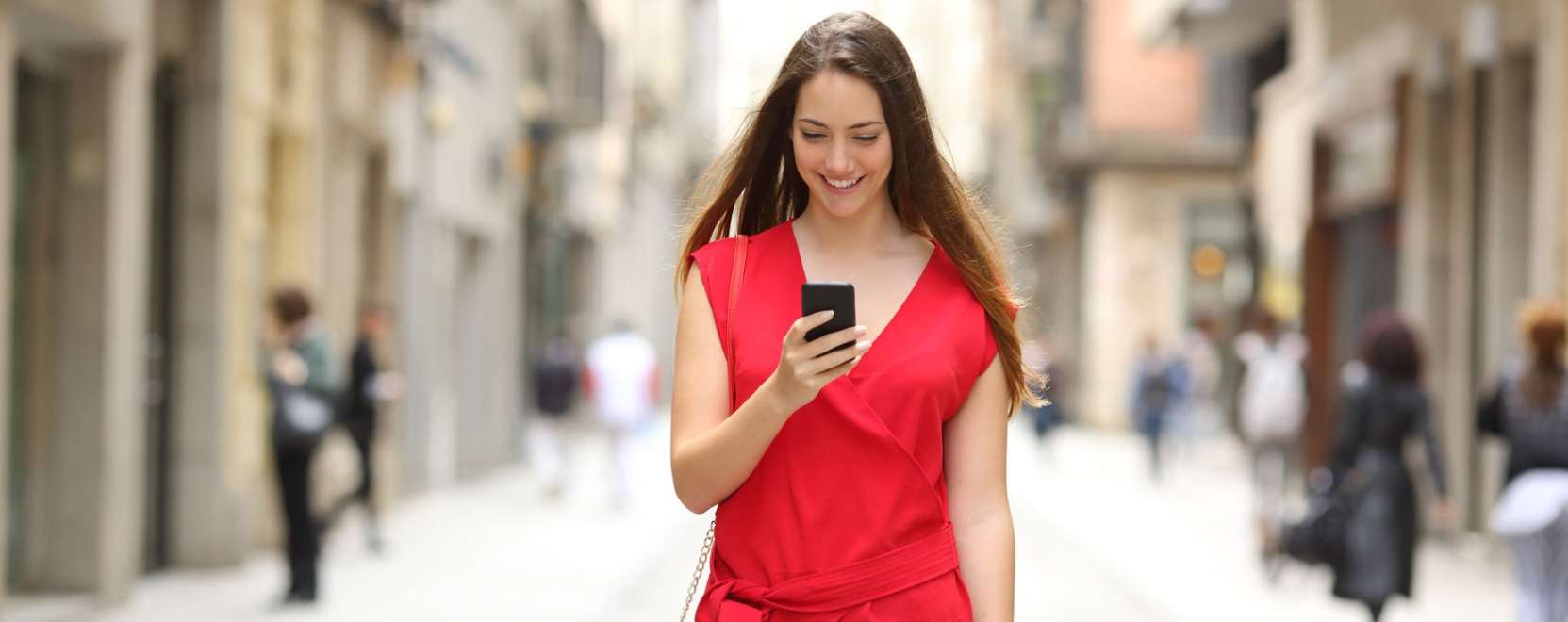 Red Infinity: val&oacute;di korl&aacute;tlans&aacute;g a Vodafone-t&oacute;l
