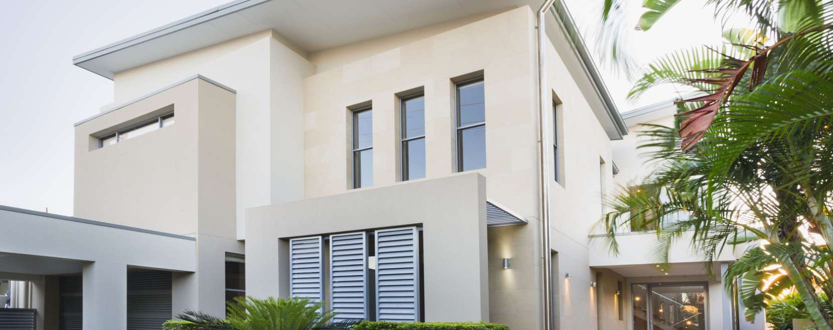 Korl&aacute;toz&oacute; t&eacute;nyezők az okosotthonok fejlőd&eacute;s&eacute;ben