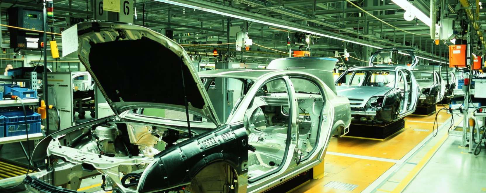 Az IoT &aacute;tform&aacute;lhatja a gy&aacute;rt&aacute;si rendszereket is