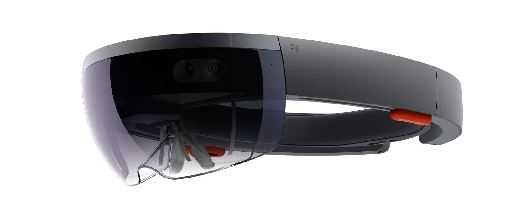 Magyarorsz&aacute;gra is meg&eacute;rkezett a Hololens