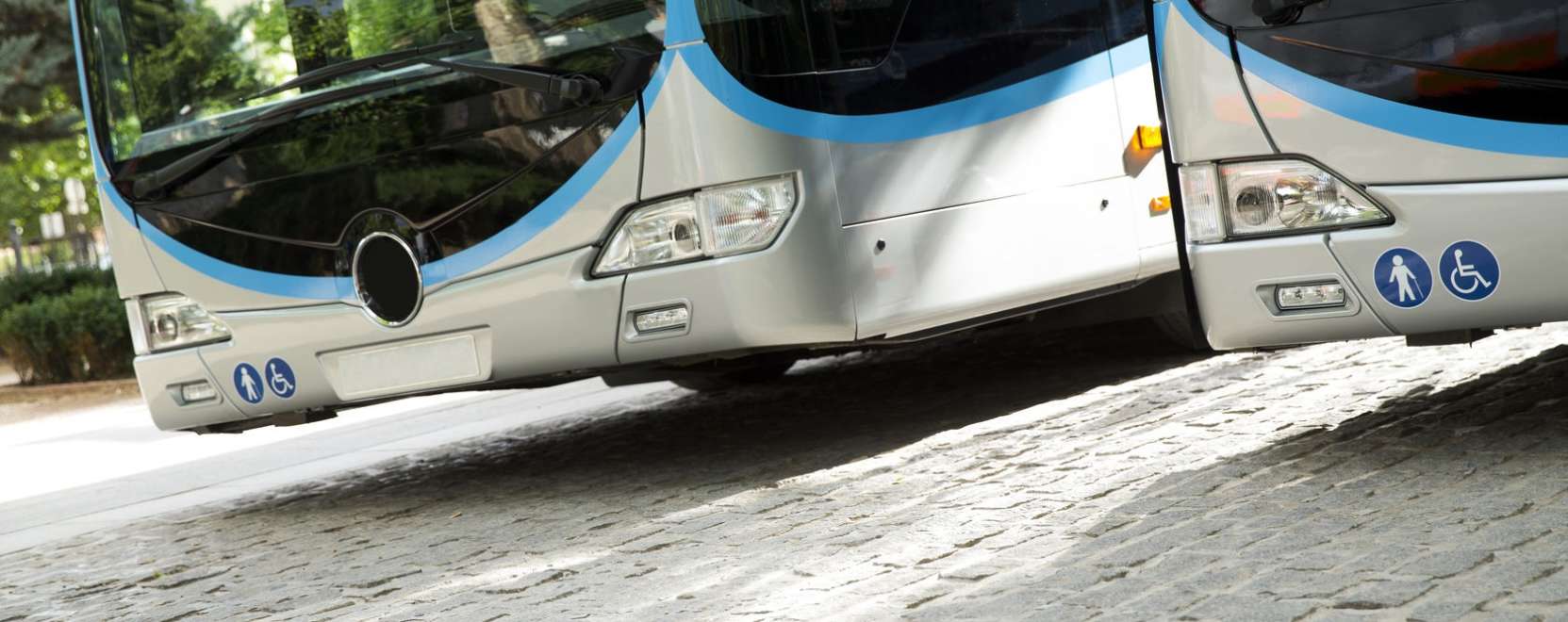 &Ouml;nvezető buszj&aacute;ratok Szingap&uacute;rban