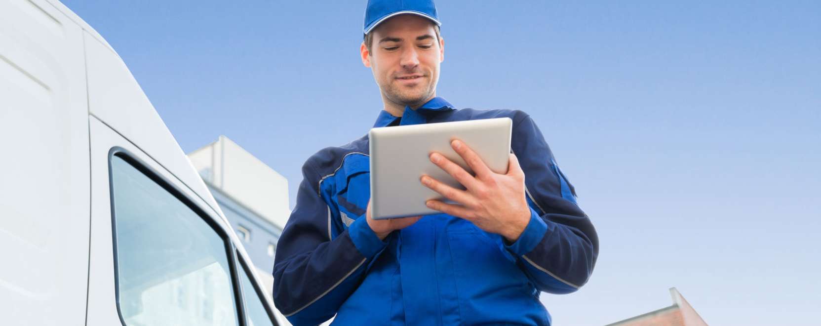 J&oacute; &uuml;temben halad a sz&aacute;ll&iacute;tm&aacute;nyoz&aacute;s digitaliz&aacute;ci&oacute;ja