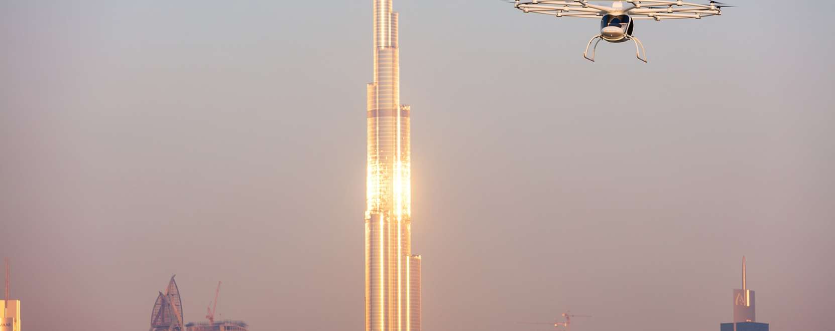 CES: az Intel r&aacute;rep&uuml;l a l&eacute;gitaxikra