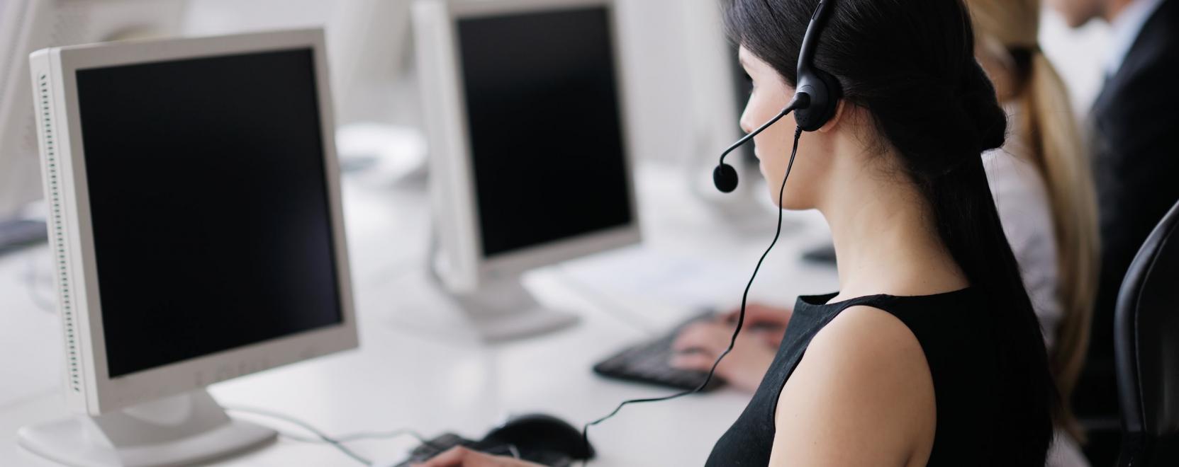 Elege van az &uuml;gyint&eacute;z&eacute;sből? B&iacute;zza a robotokra!