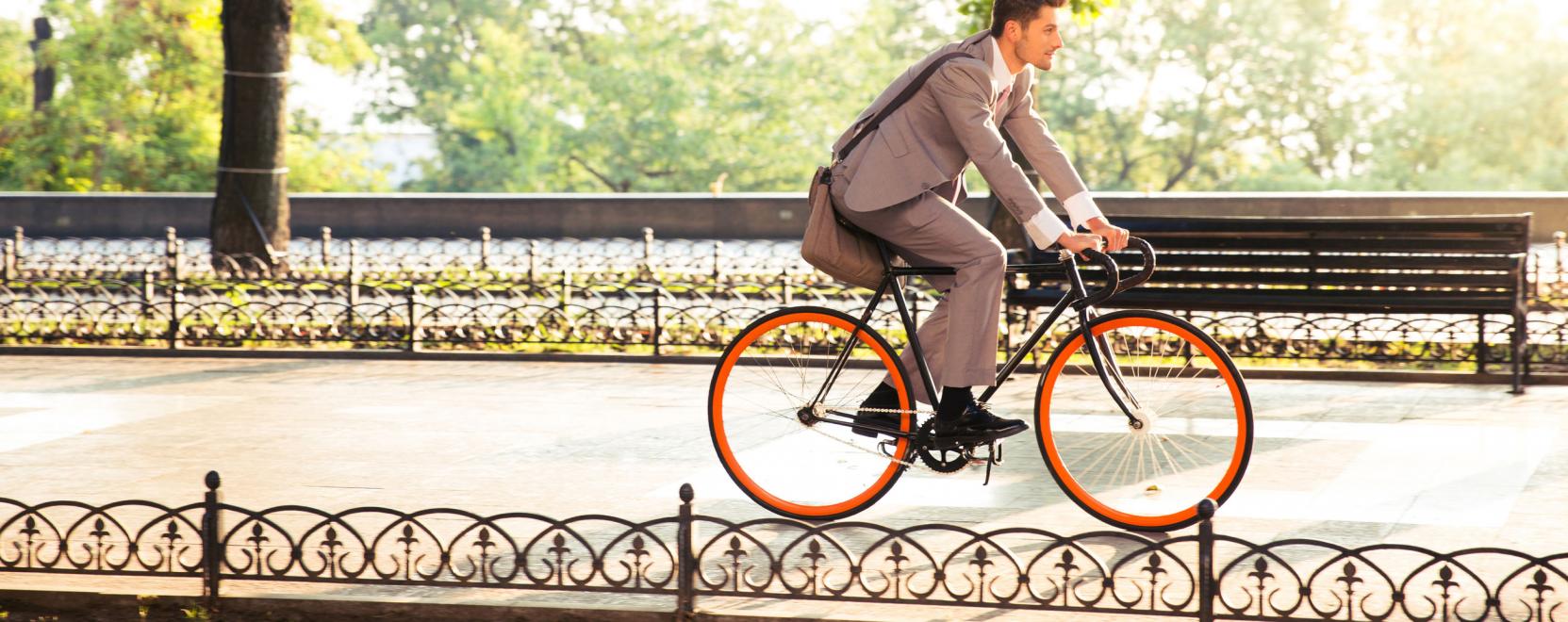 A biciklilop&aacute;sokkal veszi fel a harcot a VanMoof