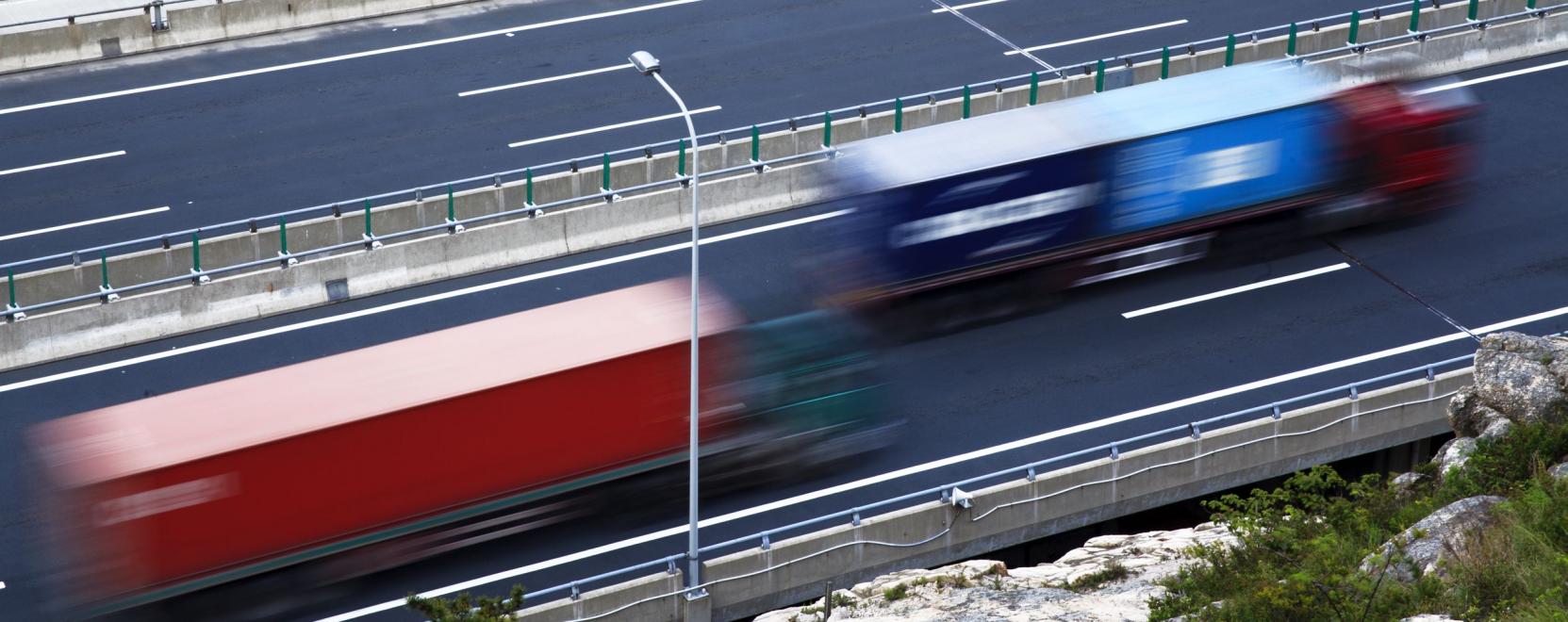 Az &ouml;kol&oacute;giai l&aacute;bnyomot is cs&ouml;kkenthetik az okosmegold&aacute;sok