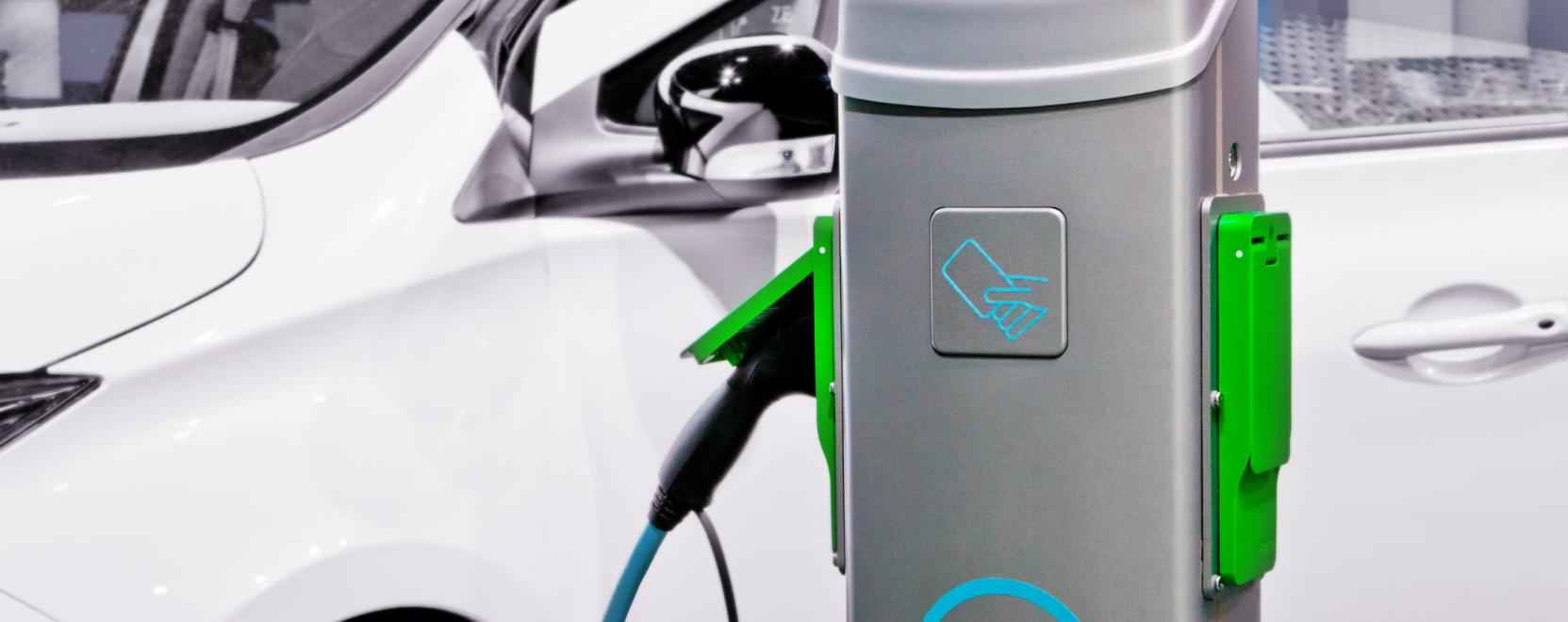 E-aut&oacute;k &eacute;s okosaut&oacute;k: Indi&aacute;ban fejleszt a Bosch