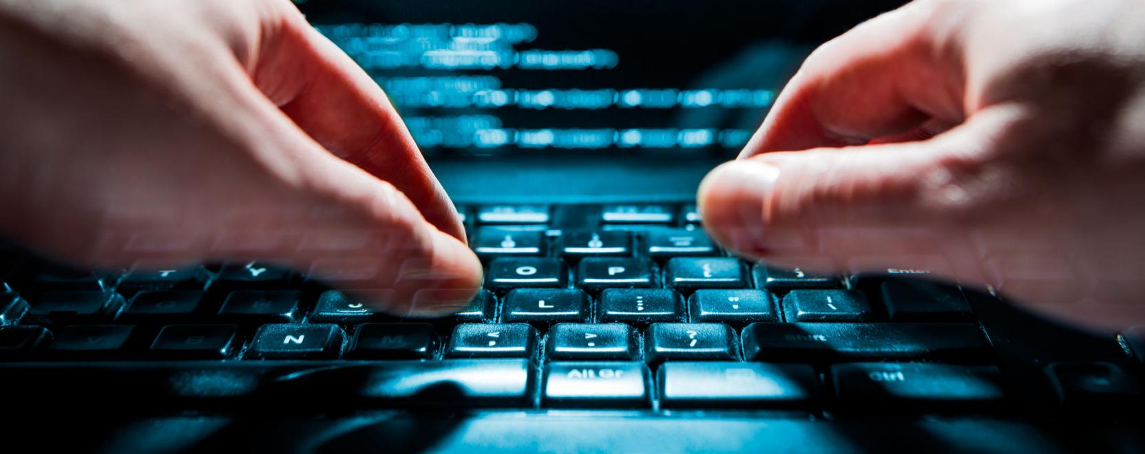 Mindenkit meghackeltek m&aacute;r? A digit&aacute;lis fejlőd&eacute;s kock&aacute;zatai