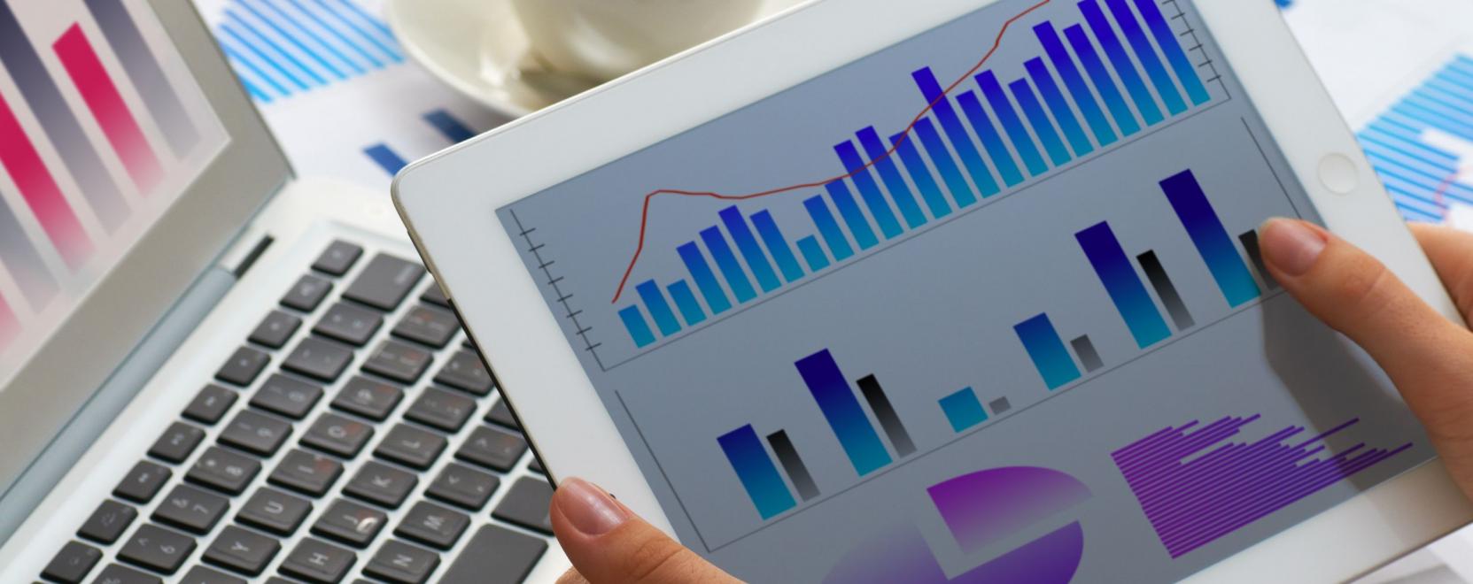 Elj&ouml;tt az &oacute;ri&aacute;sszolg&aacute;ltat&oacute;k ideje a hazai t&aacute;vk&ouml;zl&eacute;si piacon